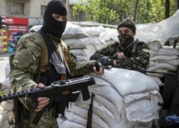 В результате обстрелов в Донецке и Авдеевке погибло трое людей, более десяти ранены