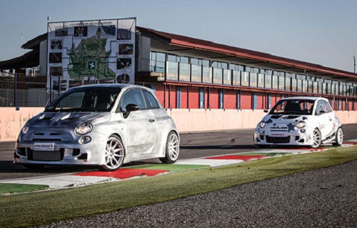 Представлен «заряженный» хэтчбек Fiat 500 Abarth
