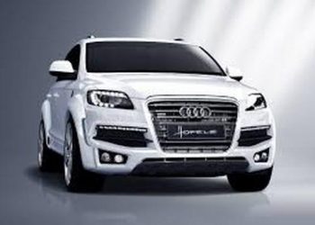 Первые фотографии нового кроссовера «Audi Q7» появились в Интернете