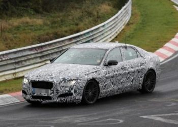 В апреле покажут новый Jaguar XF