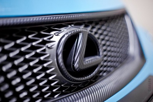 Lexus разрабатывает два новых кабриолета