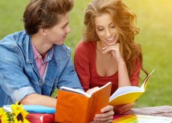 Стало известно, почему мужчинам не нравятся книги, написанные женщинами