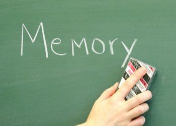 Врачи: пациентам с болезнью Альцгеймера можно вернуть память