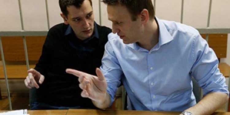 Объявлен приговор братьям Навальным