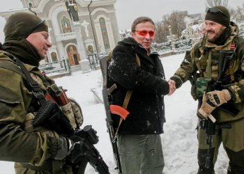 Охлобыстин приехал в Донецк и заявил, что готов воевать