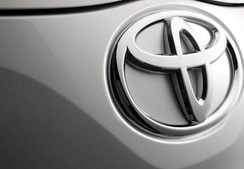 Toyota объявила об отзыве 185 тысяч авто