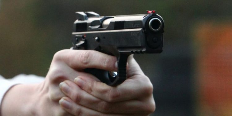 В ночной перестрелке под Киевом пострадали несколько человек