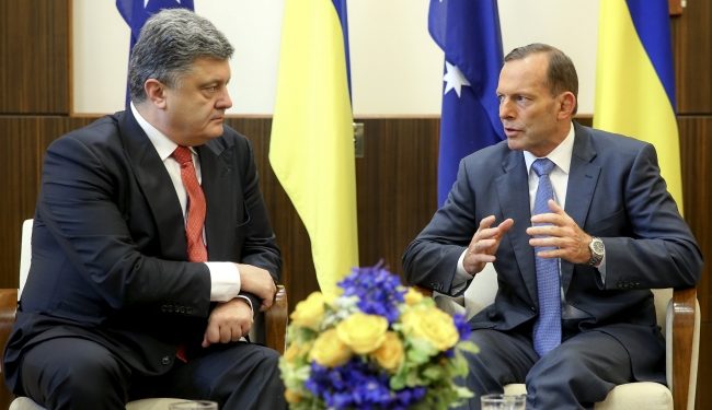 Порошенко и Эбботт подтвердили, что «Боинг» сбили пророссийские террористы