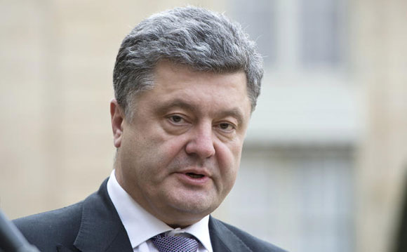 Порошенко заявил о намерении забрать у России ГРС на Арбатской стрелке