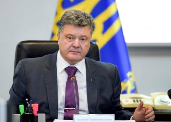 После кредита МВФ гривна укрепится, - Порошенко