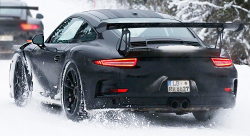 Спорткар 911 GT3 RS проходит тесты