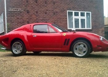 Родстер Mazda MX-5 превратили в раритетный Ferrari