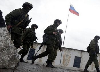 В Докучаевске местные боевики вступили в конфронтацию с российскими военными