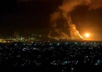 В США горит один из крупнейших нефтеперерабатывающих заводов Chevron