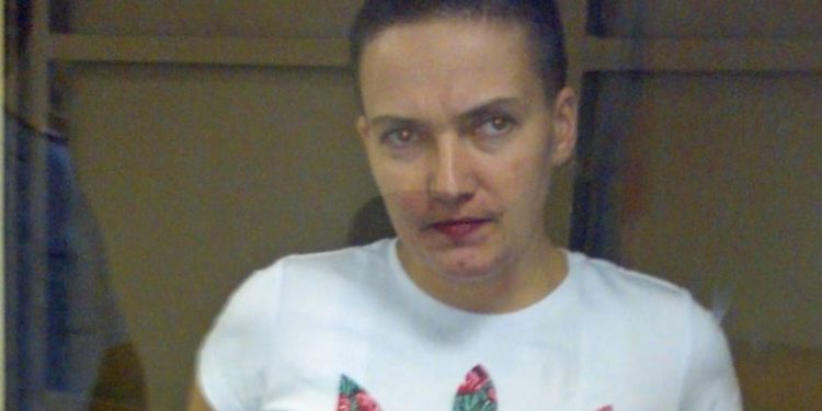 Дело Савченко начали рассматривать в московском суде