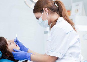 Названы продукты, которые портят зубы