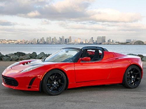 Tesla улучшила свою первую модель