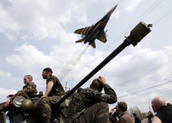 Тягнибок: Порошенко дает России десять дней на размышления, или введет военное положение