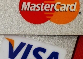 Компании Visa и MasterСard остановили свою работу в Крыму