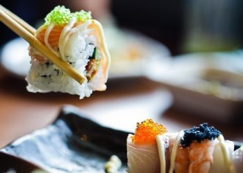 Люди с лишними килограммами не могут полноценно наслаждаться вкусом пищи
