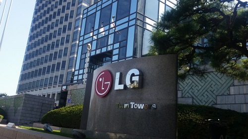 Летом стартует массовое производство гибких OLED-дисплеев от LG