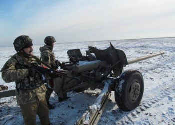 Полк «Азов» отвлек артиллерийский удар от мирного населения на себя