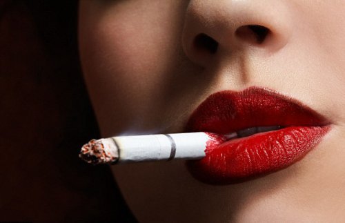 Ученые: мужчины и женщины по-разному реагируют на курения
