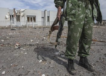 В Луганской области боевики обстреляли дом престарелых