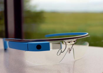 Google закрывает программу «Glass Explorer»