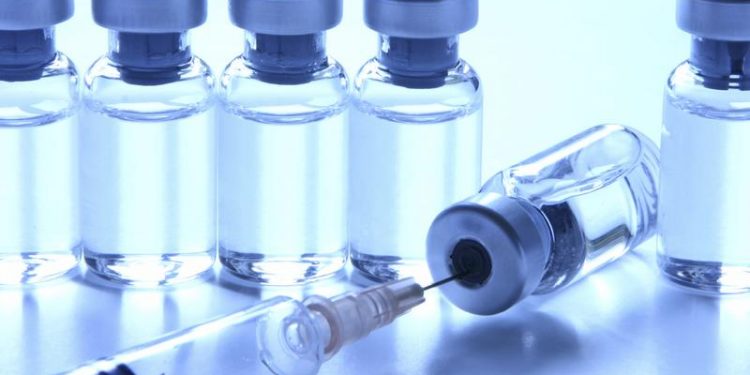Медики решили создать универсальную вакцину от гриппа
