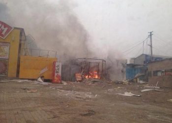 Среди жертв обстрела Мариуполя насчитывается уже 20 погибших