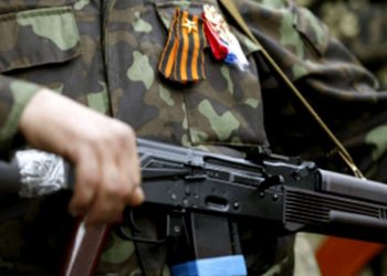 В Дебальцево террористы обстреляли жилые дома
