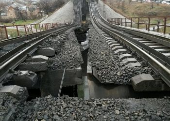 Украинские партизаны подорвали поезд, вывозивший уголь в РФ