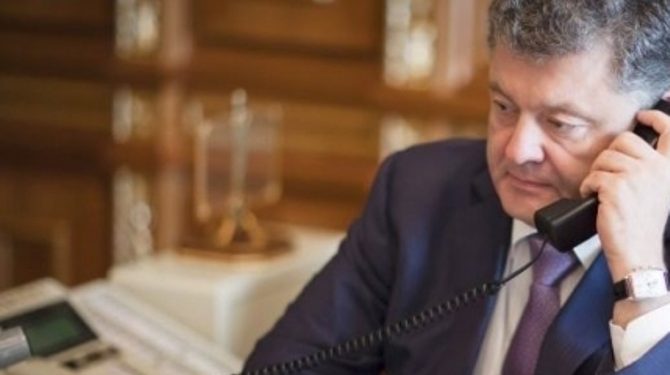 Петр Порошенко сообщил, что часто общается с Путиным