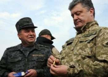 Порошенко впервые за долгие годы передал ВСУ модернизированные самолеты