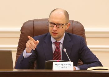 Яценюк: Мы должны объединиться в борьбе с терроризмом