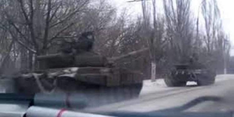 Танкист «ДНР», убегая с поля боя под Горловкой, раздавил 13 боевиков