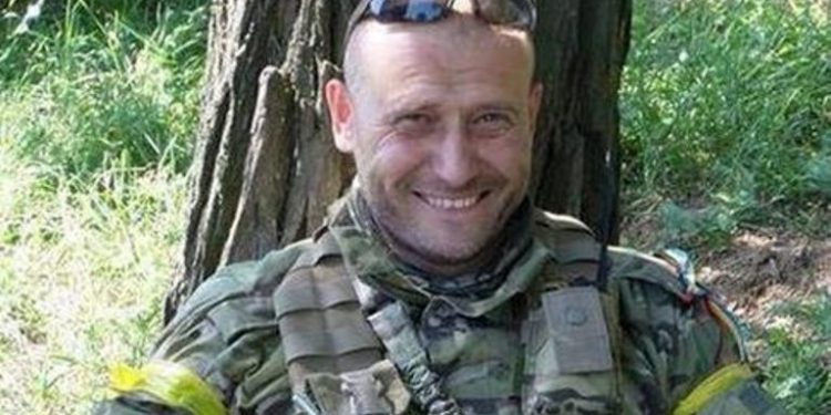 Дмитрия Яроша ранило в бою возле донецкого аэропорта