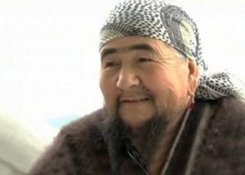 Жительница Казахстана считает свою бороду секретом успеха
