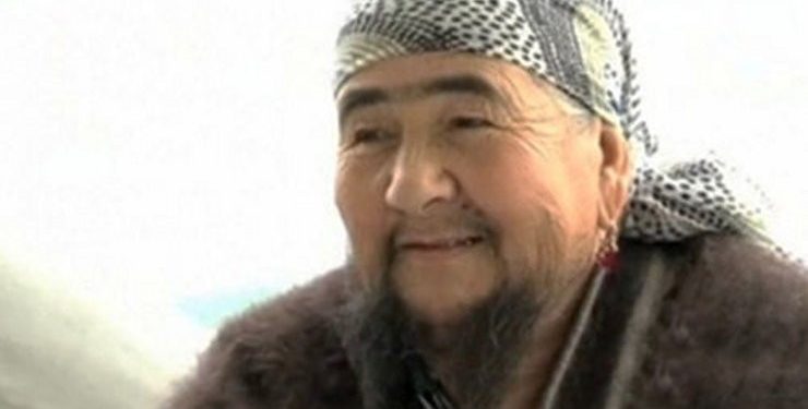 Жительница Казахстана считает свою бороду секретом успеха