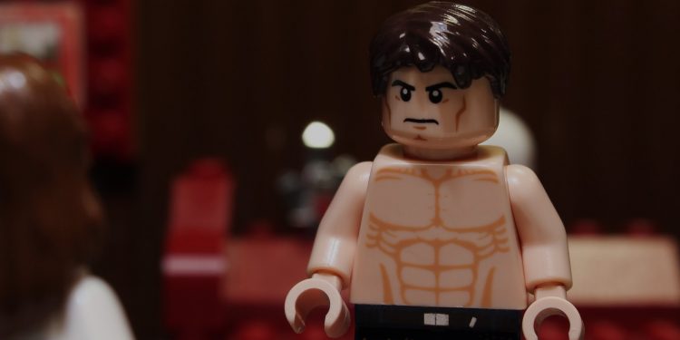В сети появилось видео с Lego-пародией на "50 оттенков серого"