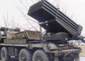 Террористы обстреляли поселок вблизи Артемовска, повреждены медпункт и общежитие училища