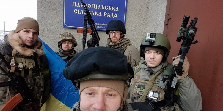Бойцам «Азова» пришлось приостановить наступление