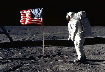 На Луне планируют добывание полезных ископаемых