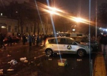 Аваков пообещал предоставить результаты расследования потасовки возле Нацбанка