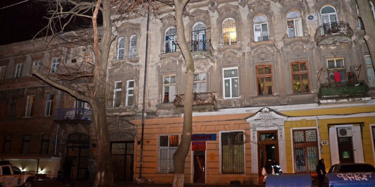 Теракт в Одессе: неизвестные пытались убить проукраинского поэта