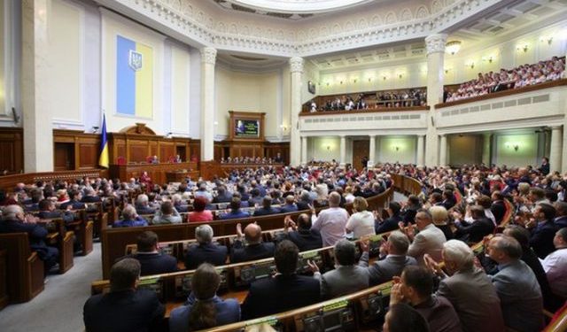 Нардепы поддержали закон о ликвидации УБОП и транспортной милиции