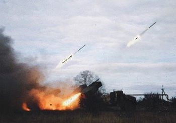 Террористы пригрозили вернуть отведенное вооружение на позиции