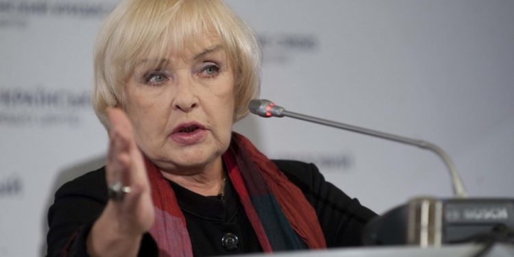 В России на Аду Роговцеву и Владимира Зеленского завели уголовное дело