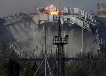 Тела 7 украинских военных нашли под завалами аэропорта